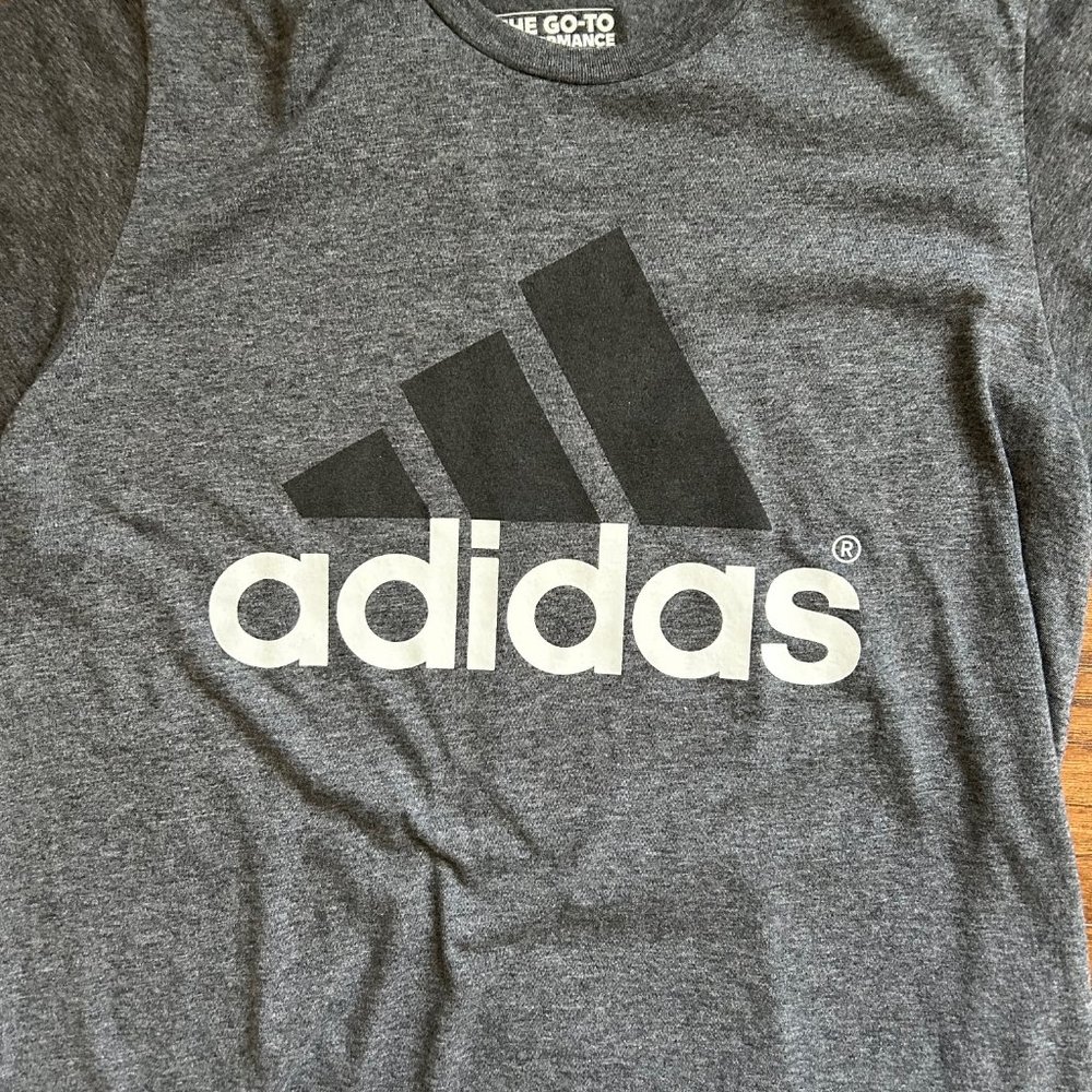 Adidas mens dark heather gray tshirt size L large performance tee - Picture 3 of 4